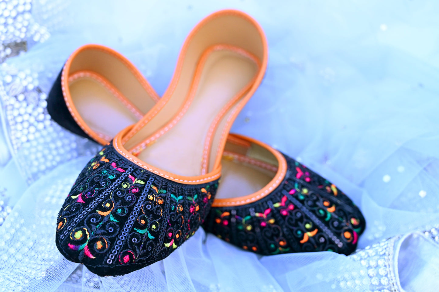 Raat Rani black khussa – premium handmade shoes for women