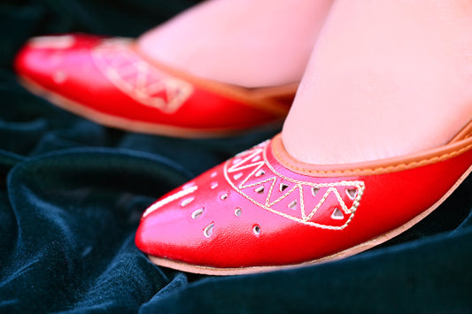 Rosy Charm, life is full of flourish with our Rozy Charm | zsgstore